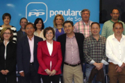 Foto de familia del PP días antes de las elecciones en la que aparecen los máximos responsables de la formación con candidatos a Alcaldías de la provincia.-PP