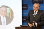 El presidente de la Fundación Bancaria La Caixa, Isidre Fainé, durante su conferencia en Tokio.-