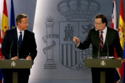 David Cameron y Mariano Rajoy, este viernes 4 de septiembre en la Moncloa.-EFE