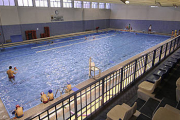 La piscina de la Juventud que el Ayuntamiento prevé cerrar en septiembre. / ÁLVARO MARTÍNEZ-