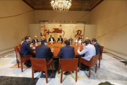 Reunión extraordinaria del Consell Executiu, este viernes, antes del anuncio de la fecha y pregunta del referéndum.-JULIO CARBÓ