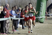 El atleta adnamantino Dani Mateo, en el Cross de Soria el pasado domingo.-LUIS ÁNGEL TEJEDOR