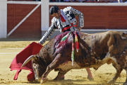 Morante de la Puebla en 2010 toreando en la plaza de Soria. HDS