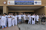 Concentración ante el hospital. /V.G.-