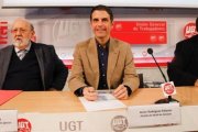 El alcalde de Alcalá de Henares, Javier Rodríguez Palacios, en el centro de la fotografía.-AGENCIAS