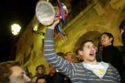 Alberto Salas levantando el título de campeones de Copa 2008. HDS