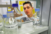 El investigador EnriquePérez en las instalaciones del Instituto de Biologia y Genetica Molecular (IBGM) de Valladolid.-J. M. LOSTAU