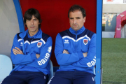 Bittor Alkiza y Jagoba Arrasate en el banquillo del Estadio de los Juegos Mediterráneos.-ÁREA 11