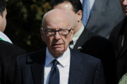 Las autoridades reguladores británicas señalaron que la compra de la totalidad de Sky por parte del grupo de Rupert Murdoch operaría posiblemente en contra del interés del público.-EL PERIÓDICO