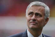 Mourinho, encajando la derrota ante el Watford.-ANDREW COULDRIDGE