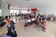 Colas en la sala de espera en Oftalmología - MARIO TEJEDOR
