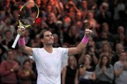 Nadal celebra su triunfo en París, este viernes.-EFE / EPA / CHRISTOPHE PETIT TESSON