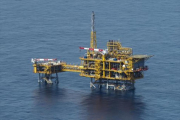 Imagen aérea de la plataforma del Castor, frente a las costas de Tarragona.-JOAN REVILLAS