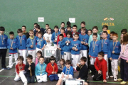 Los canteranos pinariegos durante el torneo de pelota.-CLUB PELOTA URBIÓN