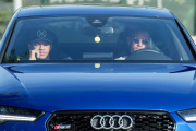 Neymar con su coche, el miércoles-JOSEP LAGO (AFP)