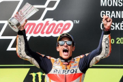 Marc Marquez, radiante en Brno.-EFE / MARTIN DIVISEK