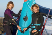 Las hermanas Iballa y Daida Ruano, campeonísimas del windsurf.-EL PERIÓDICO