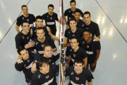 Los jugadores del CMA antes de partir ayer hacia Teruel donde hoy juegan ante Vigo. / ÚRSULA SIERRA-