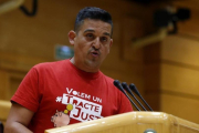 El senador de Compromís Carles Mulet, durante un pleno de la Cámara alta.-EFE / KIKO HUESCA
