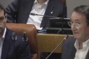 El exalcalde de Castelldefels Manuel Reyes (izquierda) y el portavoz del PP en la Diputación de Barcelona, Ramón Riera.-