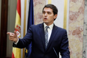 El presidente de Ciudadanos, Albert Rivera, durante una rueda de prensa. /-EMILIO NARANJO