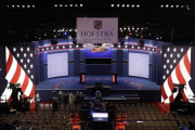 Preparativos para el primer debate entre Clinton y Trump.-AP / DAVID GOLDMAN
