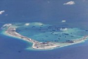 Una de las islas artificiales construidas por china en el mar del Sur.-REUTERS