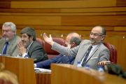 Luis Fuentes en su escaño.-ICAL