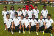 El equipo del Calasanz que ha competido y ganado en Vitoria. / CD Calasanz-