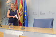 La vicepresidenta de la Junta, Rosa Valdeón, llega a la rueda de prensa posterior al Consejo de Gobierno.-Ical