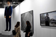 La obra Ninot, en Arco, este miércoles.-ÓSCAR DEL POZO / AFP
