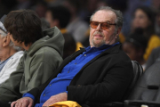 Jack Nicholson, en el front row del partido de la NBA entre los Lakers y los Clippers disputado en el Staples Center de Los Ángeles, el pasado 19 de octubre.-MARK J. TERRILL (AP)