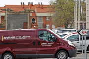 Imagen Furgon funerario a la salida del hospital - Mario Tejedor