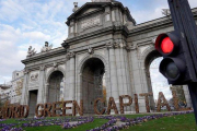 La Puerta de Alcalá de Madrid.-