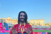 Arancón con su medalla como subcampeón de España de decatlón. Atletismo Numantino