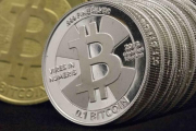 Monedas bitcoin.-REUTERS