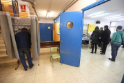 Un colegio electoral en las elecciones generales del 2015.-