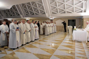 Acto religioso en el Vaticano. /-EFE / OBSERVATORE ROMANO