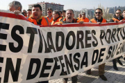Han vuelto a exigir que se garanticen los empleos de los 6.150 estibadores de los puertos españoles.-