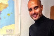 Pep Guardiola vota en el consulado de Múnich.-