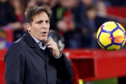 Eduardo Berizzo, en el Pizjuán durante el Sevilla-Levante.-EFE / JULIO MUÑOZ