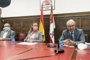 Miguel Latorre, Virginia Barcones y Santiago Esteban Frades. SCARLET ORTIZ
