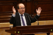 Iceta, en una intervención en el Parlament.-ELISENDA PONS