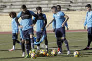 Manu del Moral en el entrenamiento de ayer del Numancia en el anexo de Los Pajaritos.-Luis Ángel Tejedor