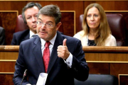 El ministro de Justicia, Rafael Catalá, en el pleno del Congreso.-JUAN MANUEL PRATS