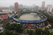 El estadio de la ciudad de Hubei parace una "bañera gigante".-REUTERS