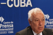 Rueda de prensa de Margallo al final de su visita, en La Habana.-Foto: EFE / ALEJANDRO ERNESTO