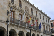 Fachada del Ayuntamiento de Soria.-VALENTÍN GUISANDE