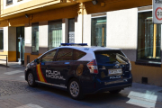 Vehículo policial en la comisaría de Soria. HDS