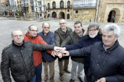 Miembros de UGT, Soria Ya, Cámara y FOES en un acto reivindicativo conjunto en 2013. HDS